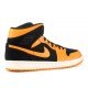 AIR JORDAN 1 MID ORANGE PEEL  Boty 554724 081