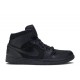 AIR JORDAN 1 MID TRIPLE BLACK  Boty 554724 011