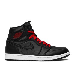 AIR JORDAN 1 RETRO HIGH OG BLACK GYM RED  Boty 555088 060