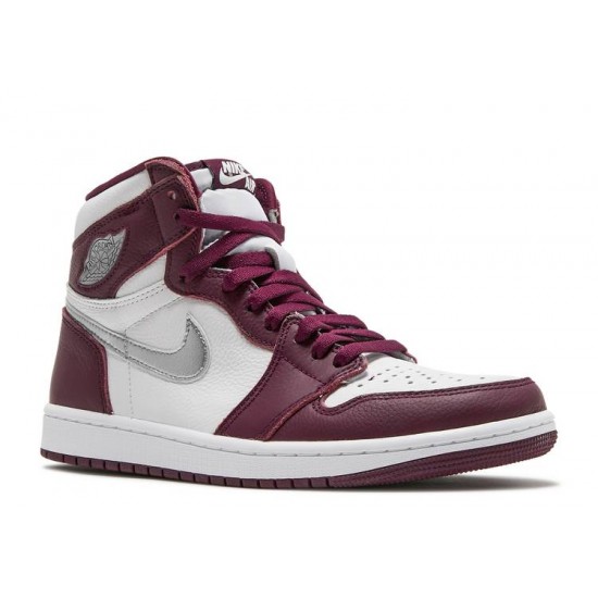 AIR JORDAN 1 RETRO HIGH OG BORDEAUX  Boty 555088 611