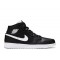 AIR JORDAN 1 RETRO MID BLACK WHITE  Boty 554724 038