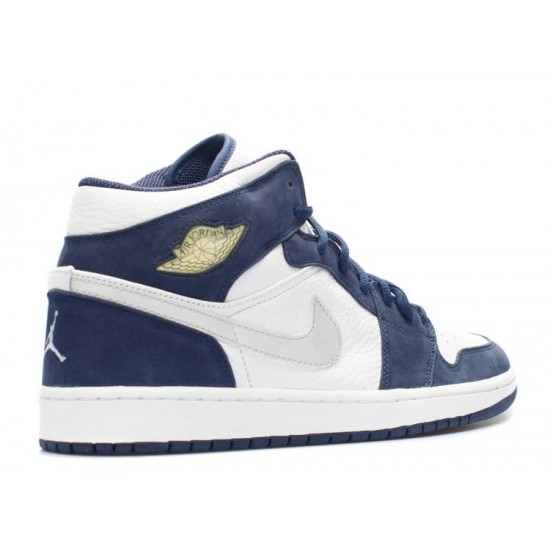 AIR JORDAN 1 RETRO MIDNIGHT NAVY  Boty 136065 101