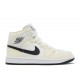 WMNS AIR JORDAN 1 MID COCONUT MILK  Boty bq6472 121